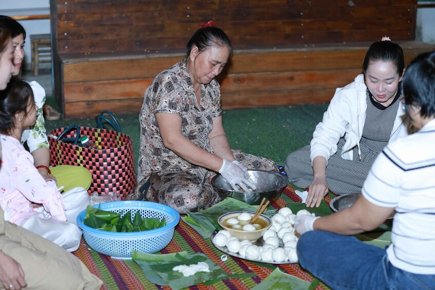 Picture 1 for Activity Cu Lao Dung: Mangrove Forest, Num Co Cake, and Bike Tour 3