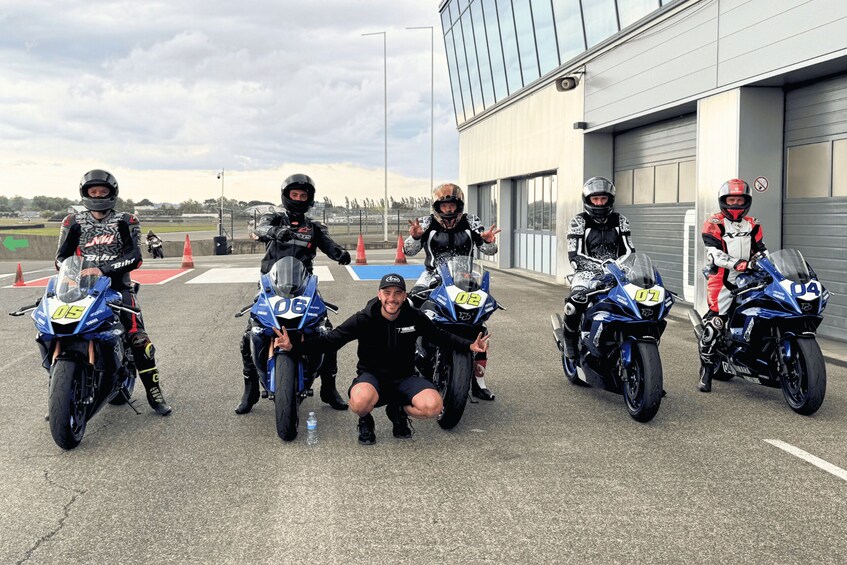 Picture 3 for Activity Motorcycle riding course on the 24 Hours of Le Mans circuit 2