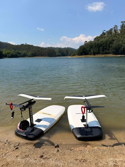Picture 1 for Activity Gerês: eFoil Experience with Instructor and Gear Included 2