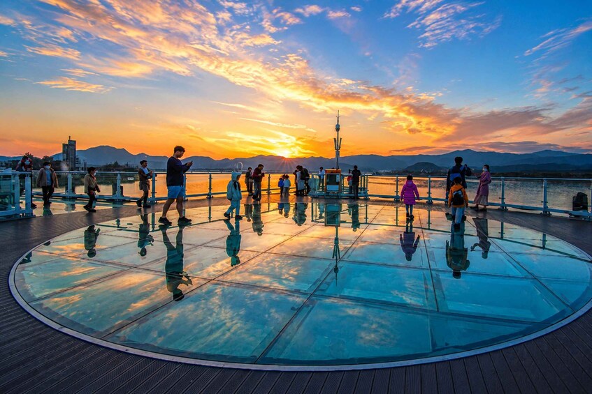 Picture 2 for Activity Chuncheon: Jade Garden, Skywalk & Authentic Dakgalbi 5