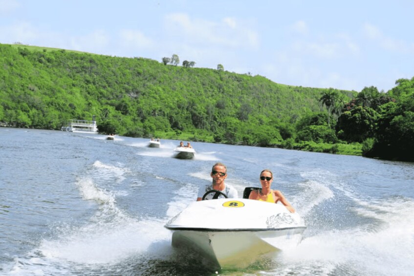Picture 2 for Activity Private Chavón River High-Speed Boat Adventure 2