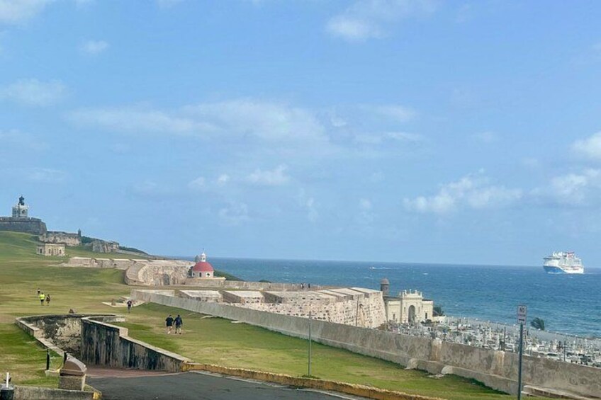 2-in-1 Old San Juan Walking Tour and Beach Day-Transport Included 1