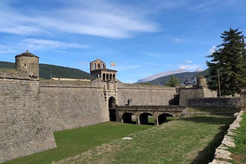Guided Tour of Jaca Discover the History and Culture 5