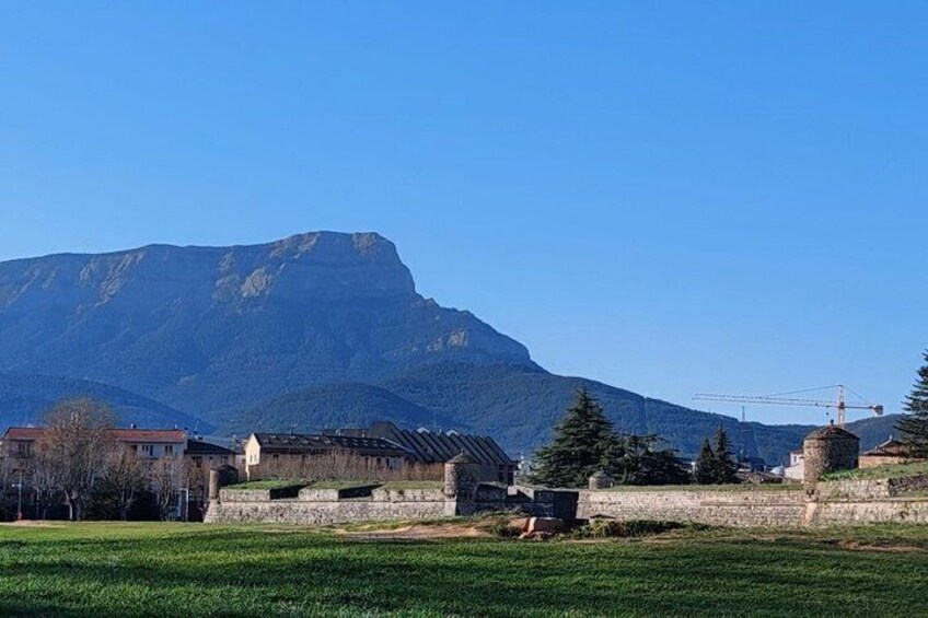Guided Tour of Jaca Discover the History and Culture 4