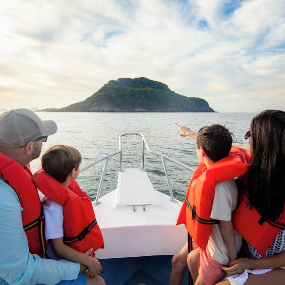 VENADOS ISLAND ESCAPE 2