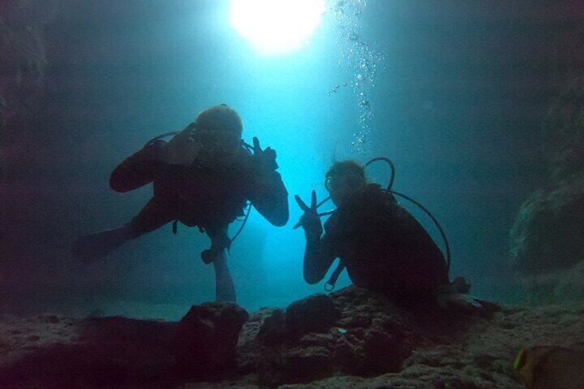 (GOYA dive)Blue Cave Private Group Introductory Diving Tour 3