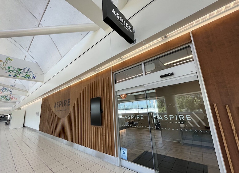 Picture 3 for Activity ONT Ontario International Airport: Aspire Lounge Access 2