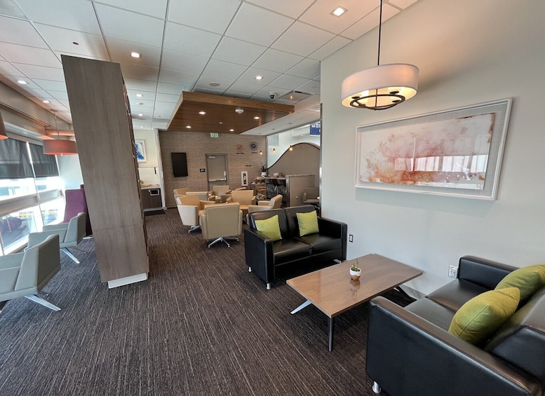 Picture 5 for Activity ONT Ontario International Airport: Aspire Lounge Access 5
