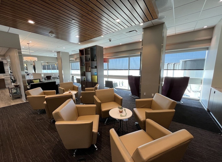 ONT Ontario International Airport: Aspire Lounge Access 1