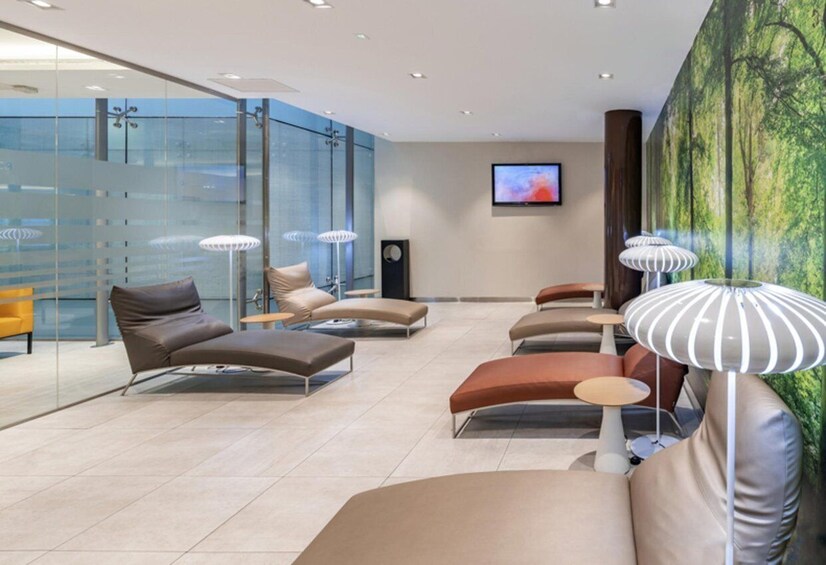 Picture 3 for Activity VLC Valencia Airport Sala VIP Lounge Access 3