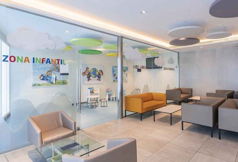 Picture 2 for Activity VLC Valencia Airport Sala VIP Lounge Access 1