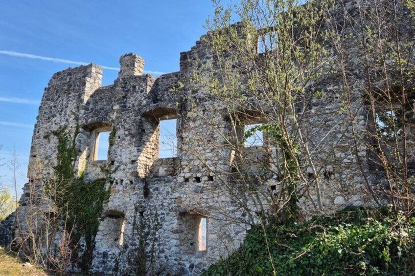 Private Luxury Ride to Samobor Castle Tepec Hill 3