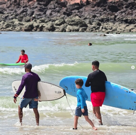 Picture 5 for Activity Surf Lesson Experience at Pipa Beach - Madeiro/Rio Grande do Norte 3