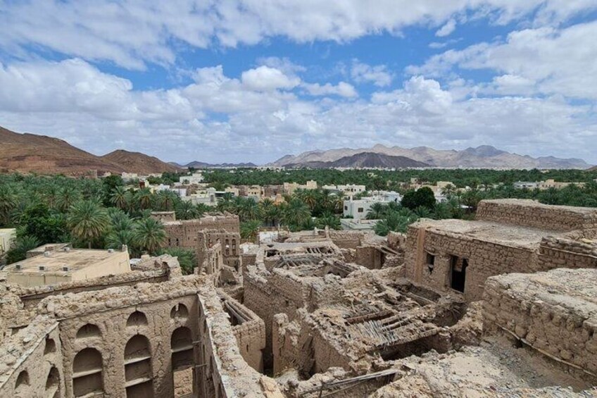 Nizwa and Jebel Akhdar Sharing Tours 1