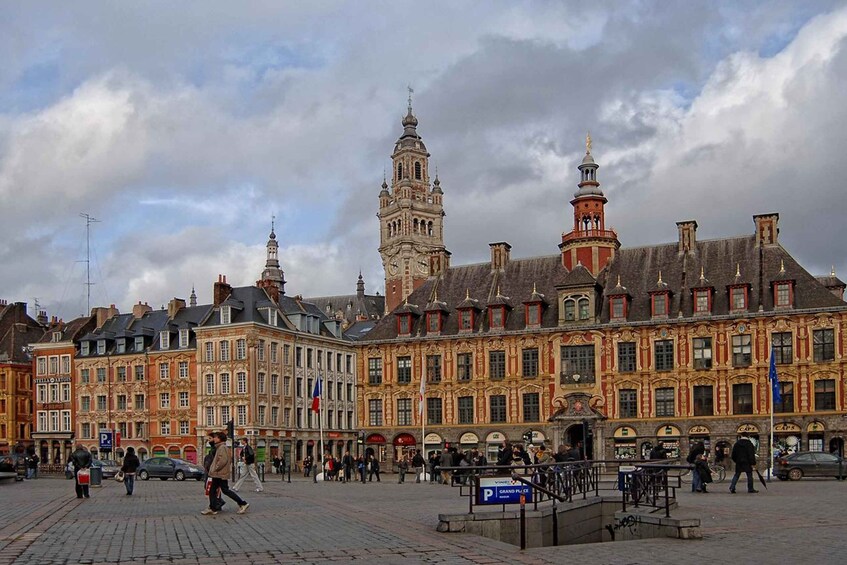 Picture 3 for Activity Guided visit of Lille in Spanish 3