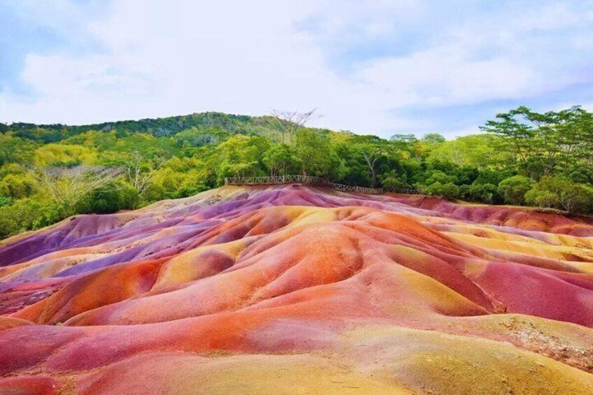 The Complete Mauritius Island E-Guide 5 Regions and 25 Journeys 1
