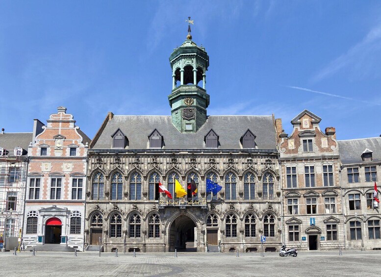 Mons: Express Walk with a Local in 60 minutes 1