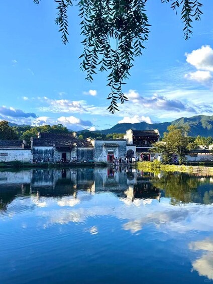 Picture 3 for Activity Anhui: Huizhou Architecture and the Charm of Hongcun Village 2
