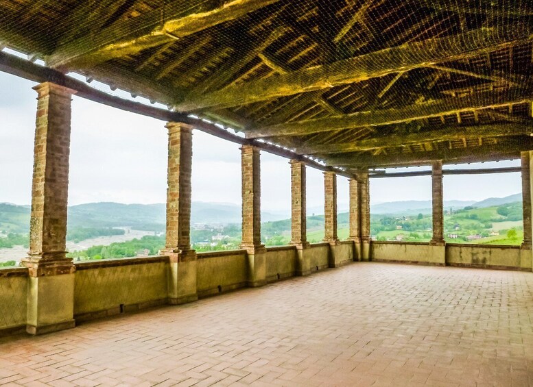 Picture 1 for Activity Torrechiara Castle: History, love nest and legends 3