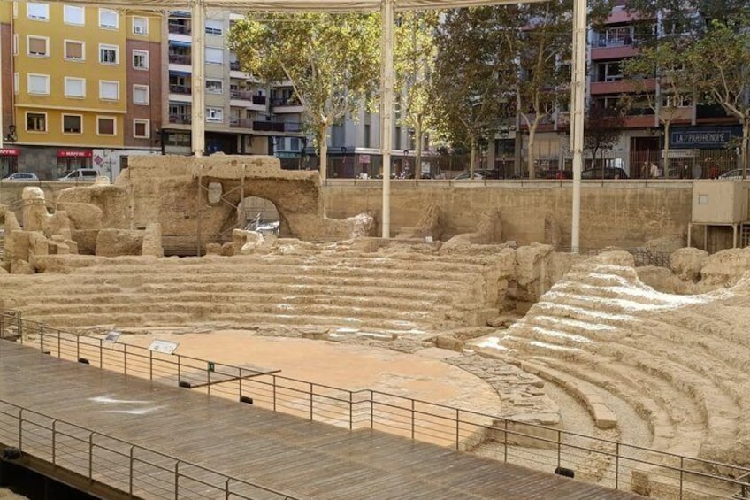 Zaragoza Old Town and El Pilar Self Guided Walking Tour with Quiz 2