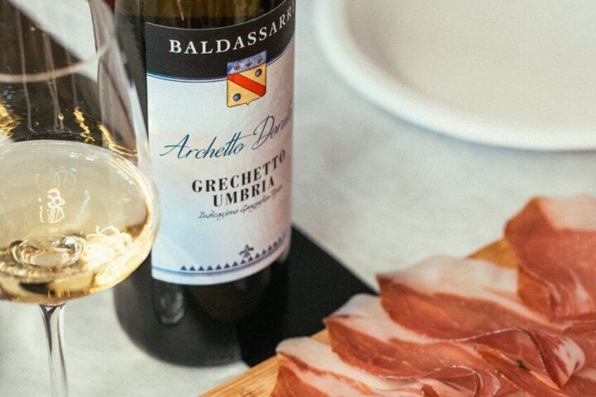 Wine Tasting Oil and EVO Cold cuts and Cheeses from Umbria 4