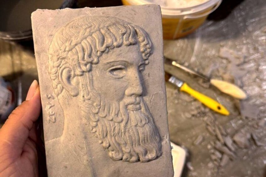 Samos Art Workshop: Gypsum Craftsman Path in Karlovasi 3