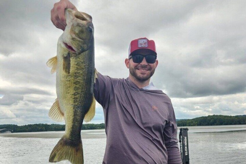Private Lake Guntersville Fishing Charters in Guntersville AL 3