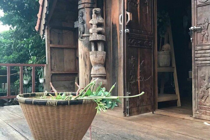 Explore Hanoi's Ancient City with Transportation 5