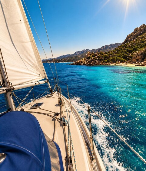 San Teodoro: Small-group sailing tour with swimming stops & Sardinian snacks 1