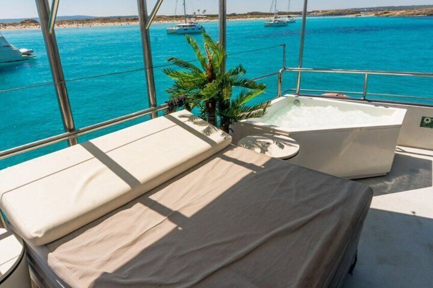 Formentera Catamaran Trip with Breakfast Lunch Dinner And Sunset 3