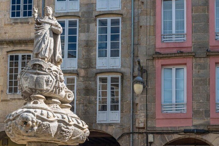 Lugo Private 2 Hour Intro City Walk with Local Guide 5