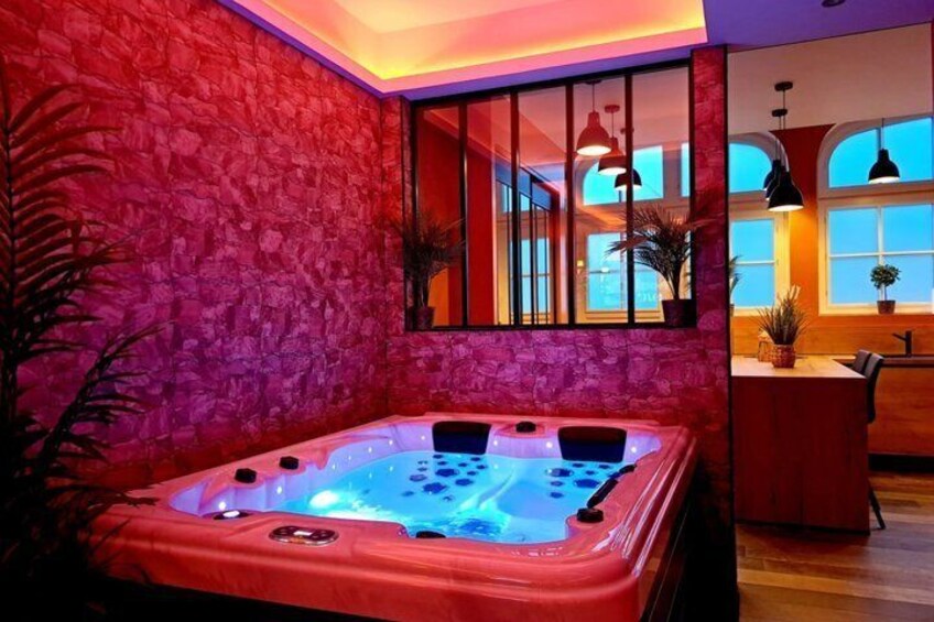 Private Spa and Jacuzzi Apartment and Infrared Sauna Arras Centre 1