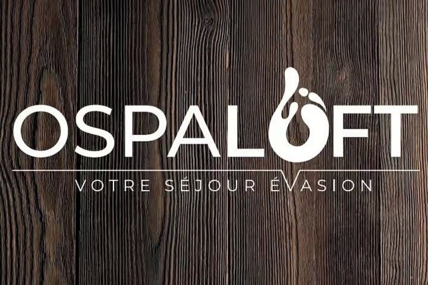 A logo with the text 'OSPALØFT' and 'VOTRE SEJOUR ÉVASION' on a wooden background. 2