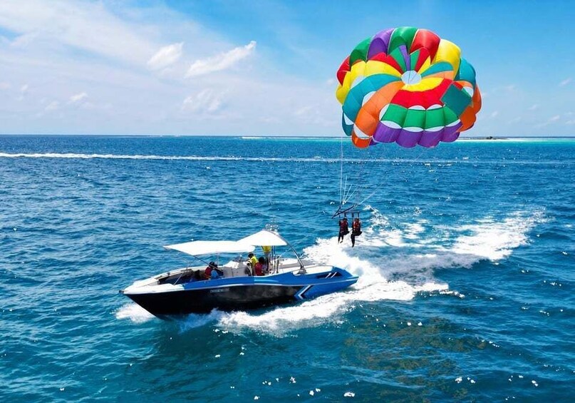 Maafushi: Parasailing Experience & Safety Briefing Included 1