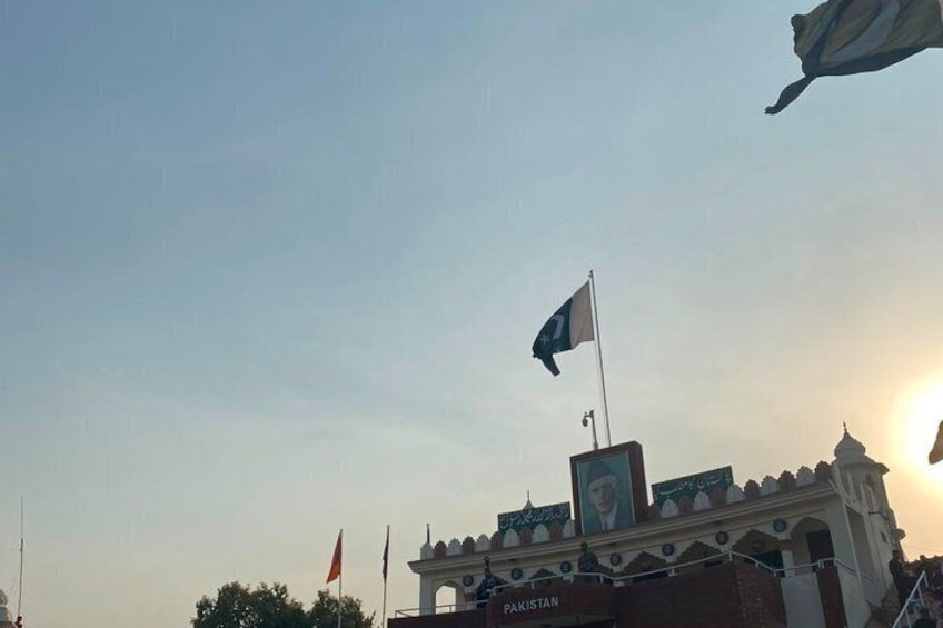 Private Tour Lahore Walled City, Fort, Badshahi Mosque and Wagha 2