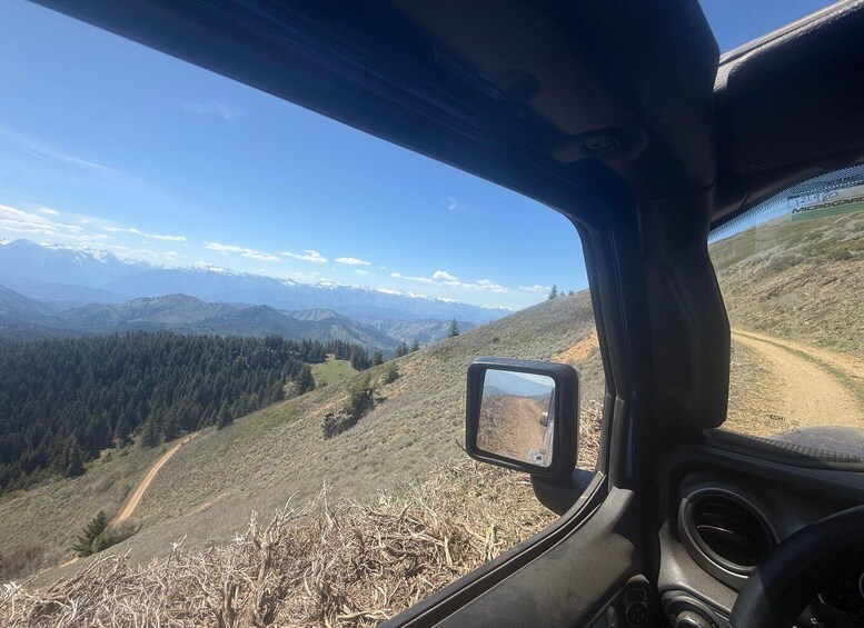 Picture 2 for Activity Leavenworth: Sugarloaf Summit Private Jeep Tour 2