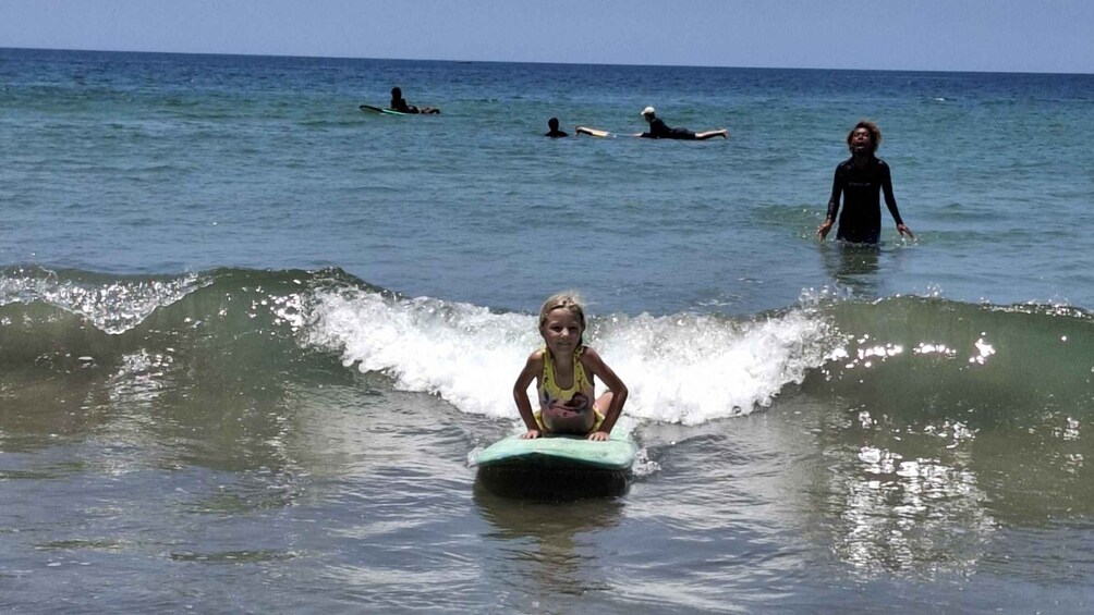 Nei Pori: Surfing Lesson with Professional Instructor 1