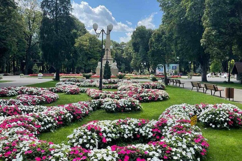 Private Guided Day Tour to Iasi from Chisinau 5