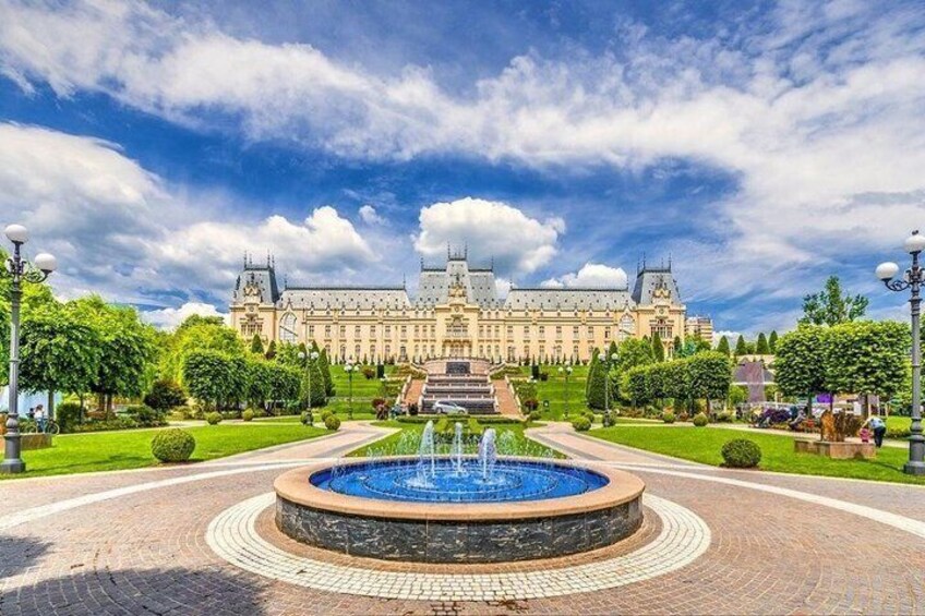 Private Guided Day Tour to Iasi from Chisinau 1