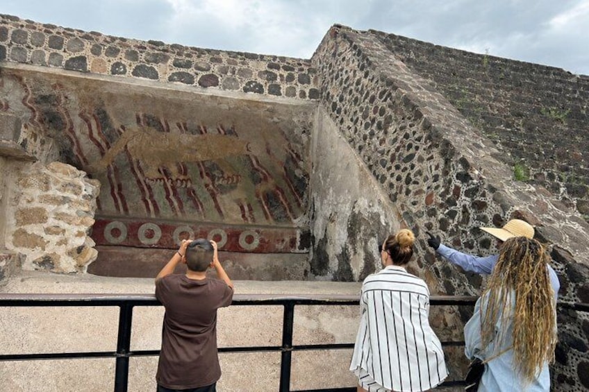 Guided tour of Teotihuacan with certified guide Small group 4