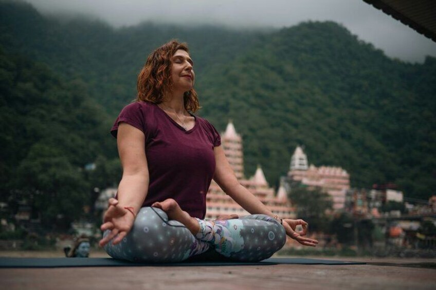 Outdoor Yoga Session in Rishikesh 1