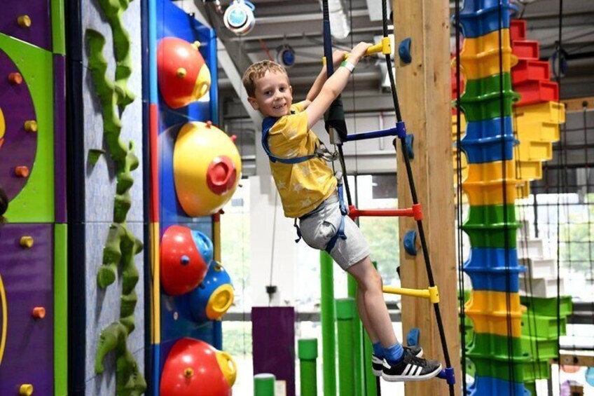 Weekend and Holiday Climb - Climb Quest Milton Keynes 1