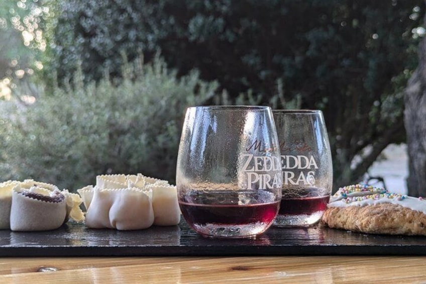 Aperitif among the olive trees 1