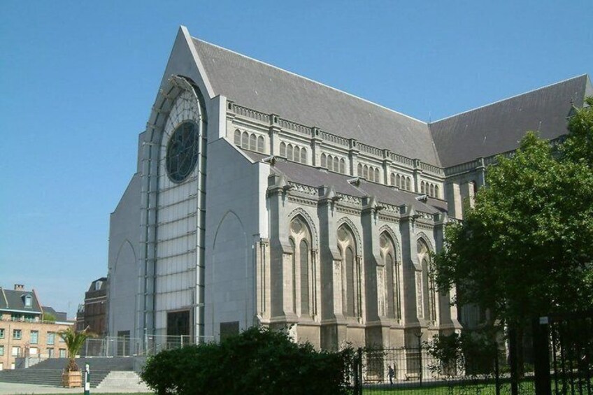 Lille Self Guided Walking Tour Landmarks with Audio and Quiz 5