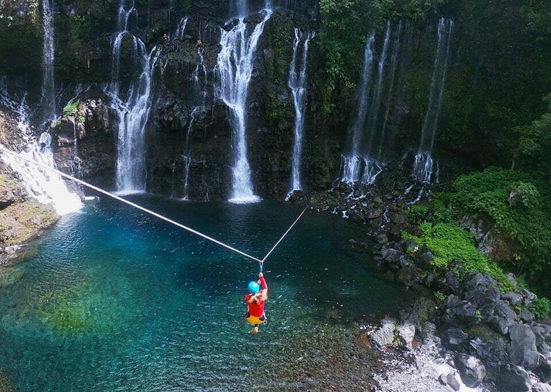Picture 4 for Activity Petit Galet in the Langevin River: Canyoning in Reunion 4