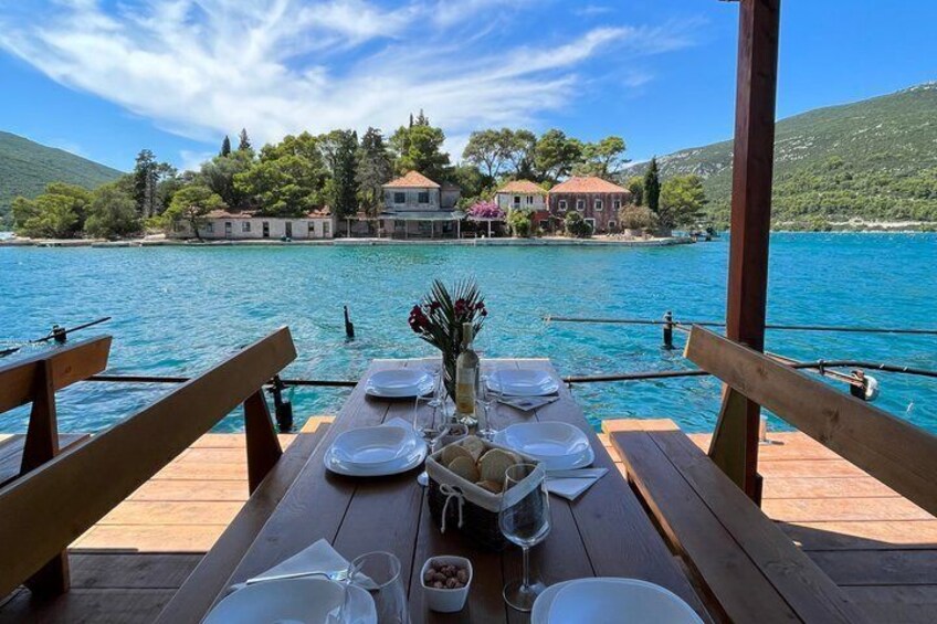 Ston Oyster Farm Tour with Lunch 1