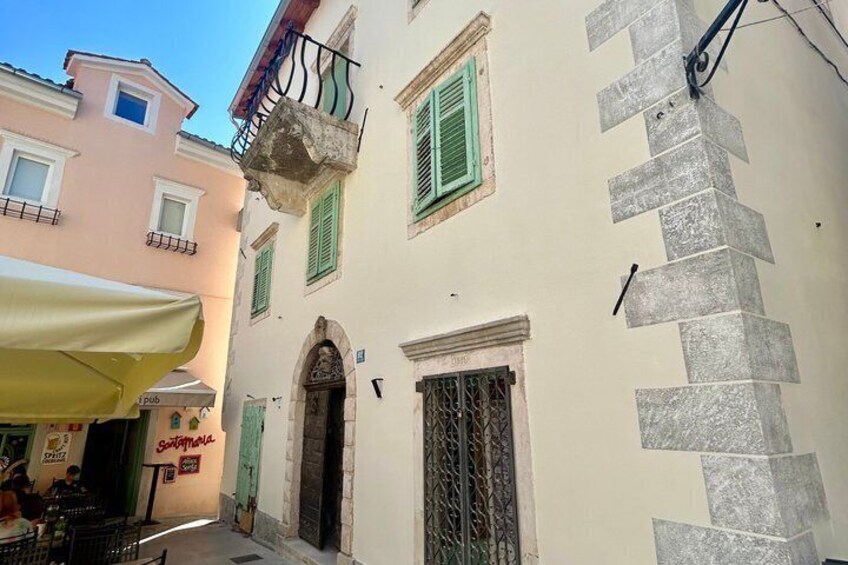 Old Town Walking Tour with Lovran Tower Entry 1