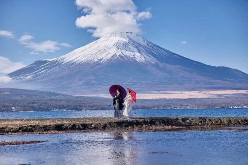 Kimono Rental and Dressing Experience in Fujiyoshida 1