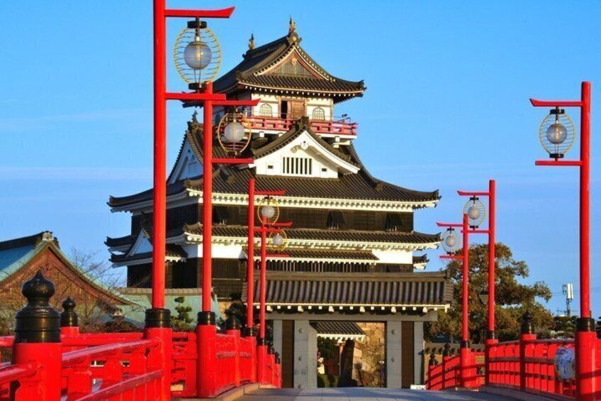 Explore Nagoya Shared Tour with Transportation 1