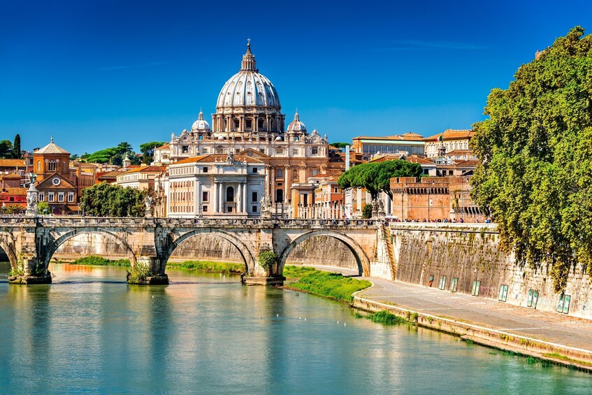 Civitavecchia Shore Excursion: Rome, Vatican & Colosseum 1